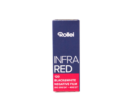 Rollei Infrared 120 black and white negative film box for creative photography with ISO 200/400 sensitivity.
