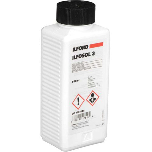 Ilford Ilfosol 3 500 ml liquid black and white film developer bottle, ideal for medium and slow-speed films.