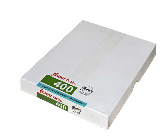 FOMA Ortho 400 black and white 4x5 inch sheet film packaging - 25 sheets.