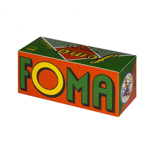 FOMA Retro BW 200 ISO 120 size limited edition film box featuring vintage design and colorful packaging.