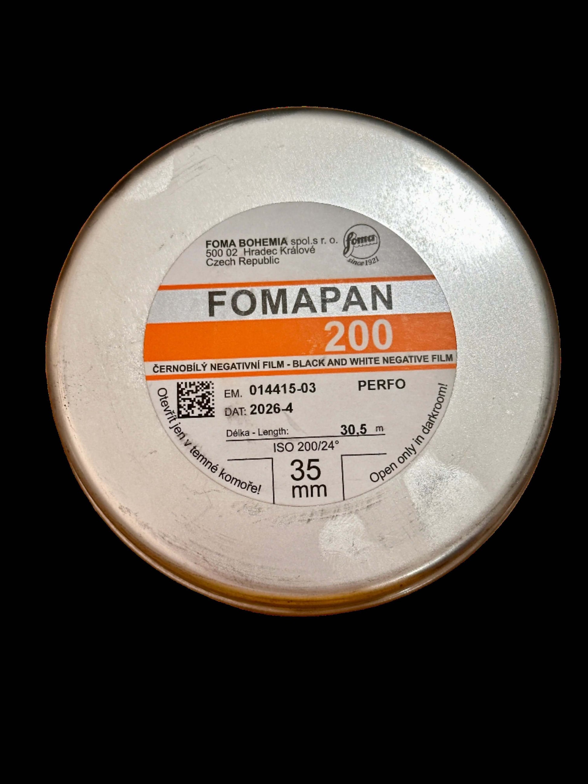 Fomapan 200 black and white negative film canister, ISO 200, 35mm, showcasing quality film for photography.