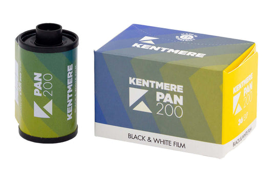 Kentmere Pan 200 BW 35mm film with packaging, ideal for classic monochrome photography.