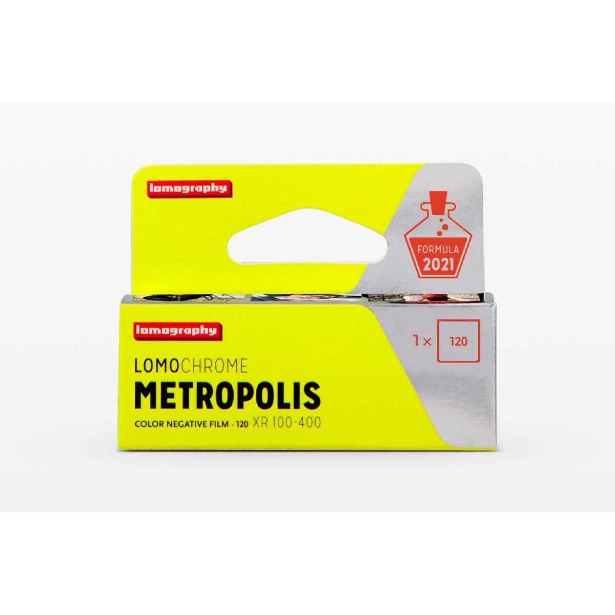 Lomography lomochrome metropolis color negative film in a vibrant yellow and silver package, featuring 120-format xr 100-400 speed.