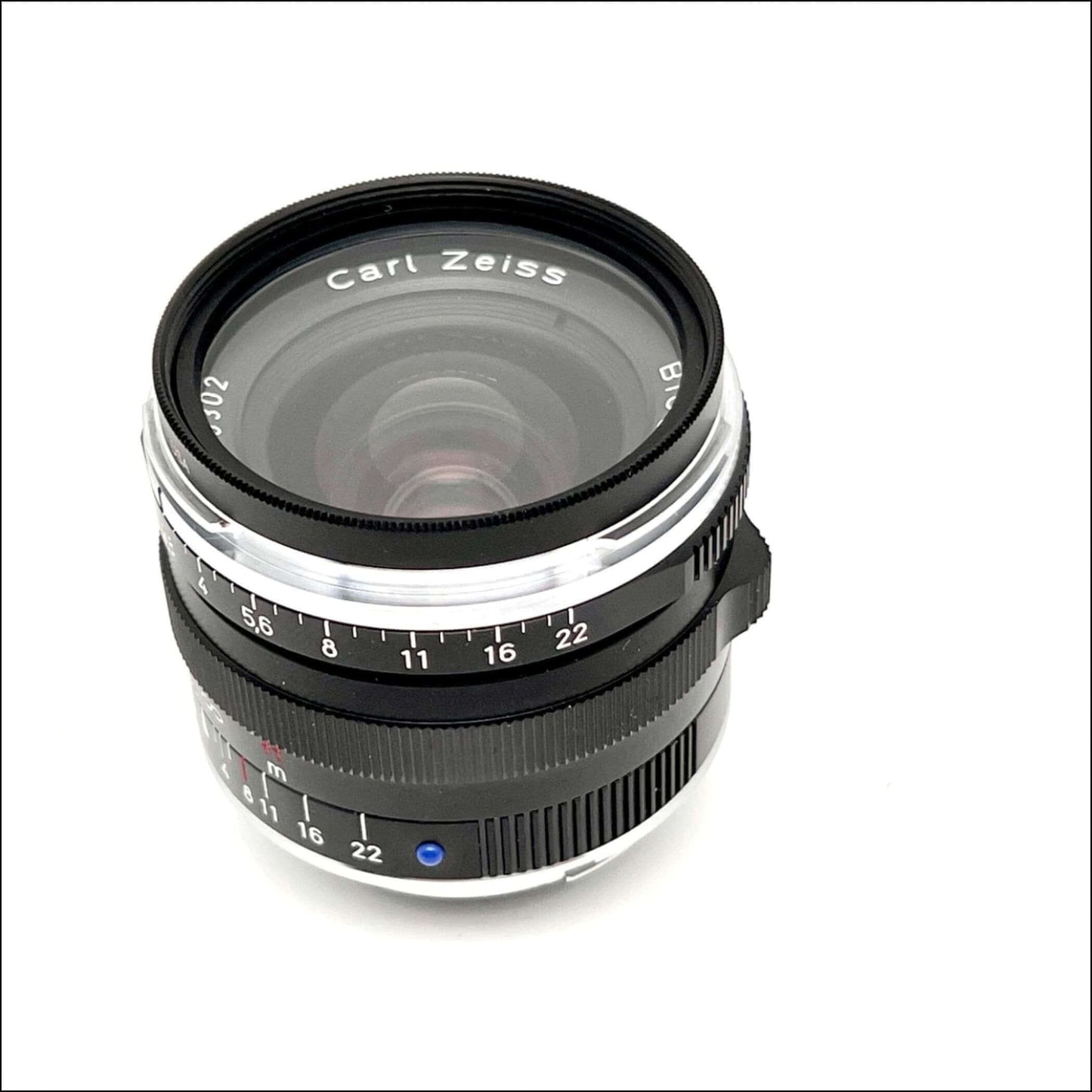 Carl Zeiss Biogon 28mm f2.8 T* lens, excellent condition, clear glass, minimal signs of use, perfect for vintage photography.