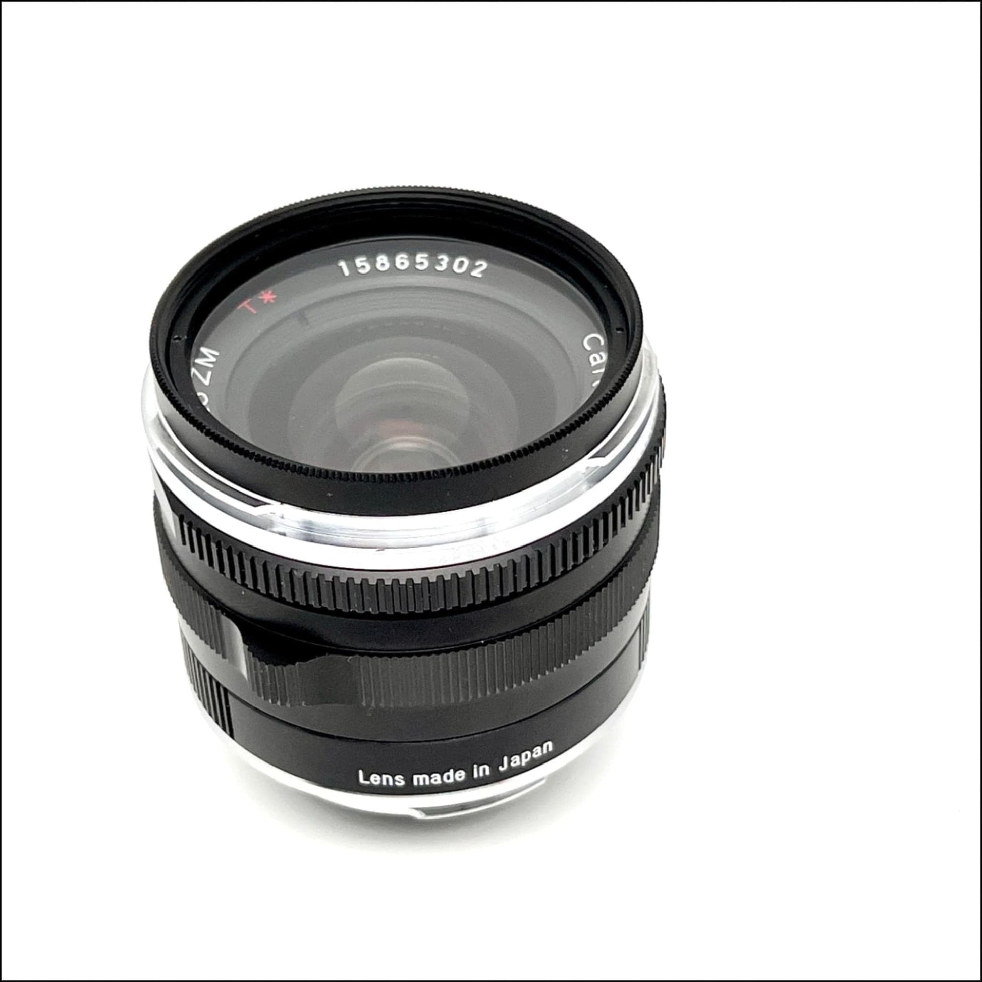 Carl Zeiss Zm Vintage Biogon 28mm F2.8 T* lens, clear optics, minimal wear, made in Japan, ideal for photography enthusiasts.