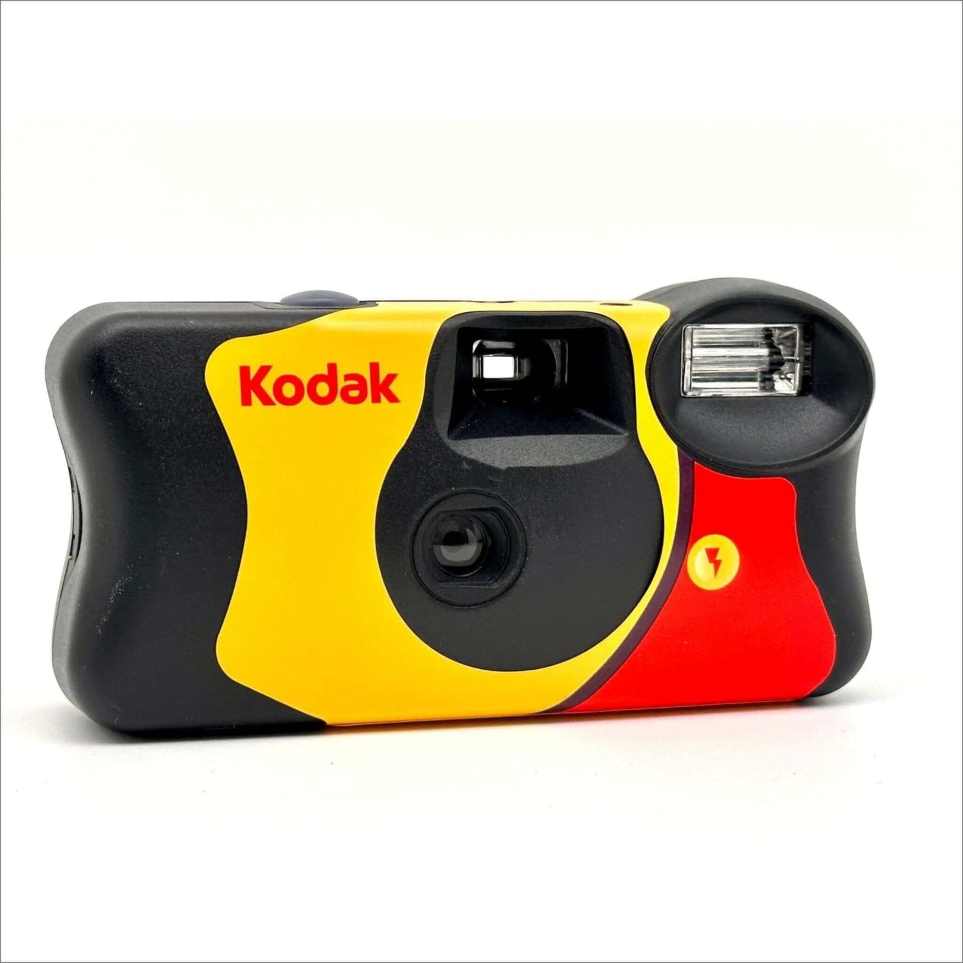 Kodak Color 35mm 800 ISO disposable camera with flash for outdoor photography adventures.